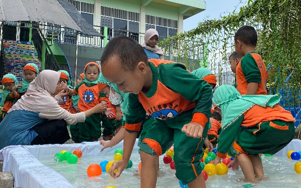 Peringati Hari Air Sedunia,  Siswa KB dan TK Al Muslim Diajarkan Menghemat Air