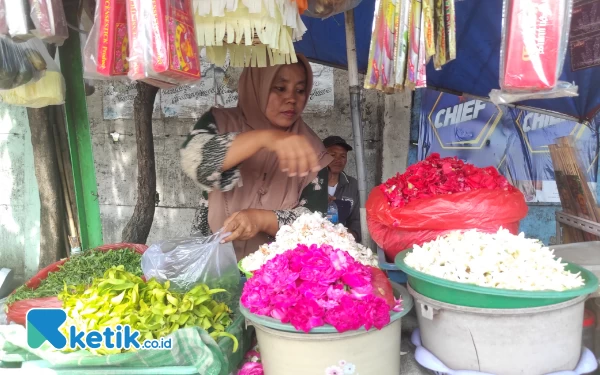 Jelang Puasa, Pedagang Bunga Kebanjiran Untung