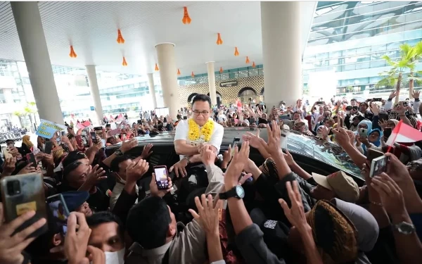 Thumbnail Anies Baswedan Berikan Pesan Menyentuh untuk Relawan Yogyakarta