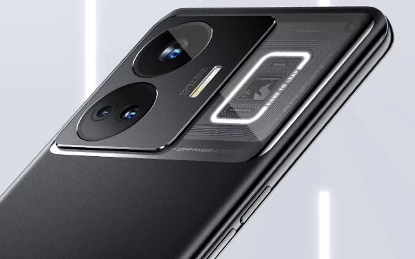 Thumbnail Berita - Realme GT3 Resmi Rilis di Event Mobile World Congress 2023