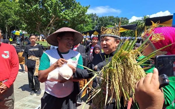 Thumbnail Berita - Asosiasi Pangan Jatim Mengadukan Nasib Petani Saat Momen Sedekah Bumi