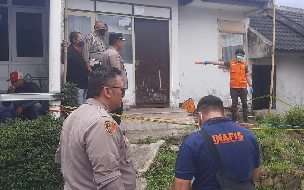 Diduga Korban Pembunuhan, Mayat Wanita Tanpa Busana Ditemukan di Dalam Rumah