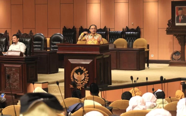 Thumbnail Ratusan Siswa MIN 1 Kota Malang Belajar Langsung ke Cak Udin di Senayan Jakarta