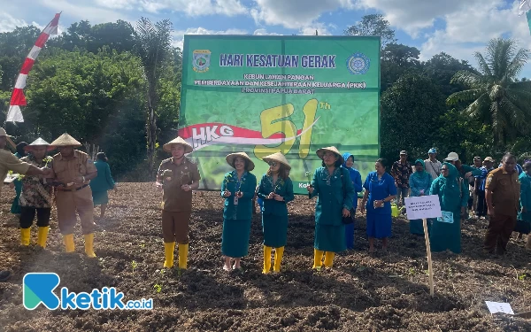 Thumbnail Berita - Hari Kedua HKG PKK, Ini Pesan Bupati Kaimana Freddy Thie