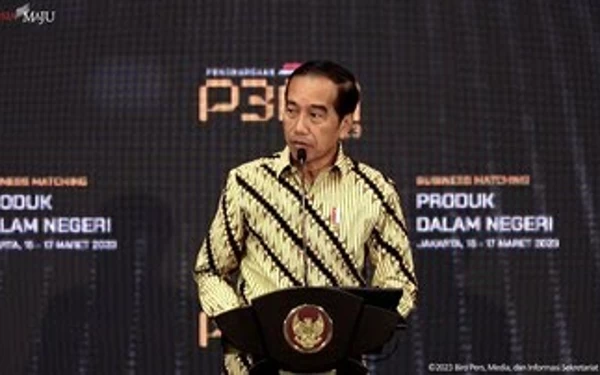 Jokowi Heran, Senjata dan Sepatu Masih Impor