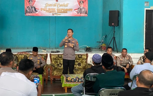 Kapolresta Bandung Terima Curhat Warga Soal Petasan dan Perang Sarung