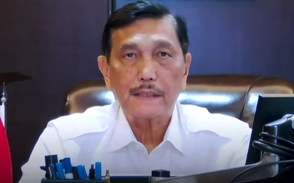 Thumbnail Berita - Luhut: Semua Pembelian Mobil Listrik Disubsidi