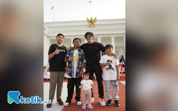 Thumbnail Mudik ke Jember, Anang Hermansyah Puji Pelita Hati School: Gedungnya Keren, Seperti Istana Negara