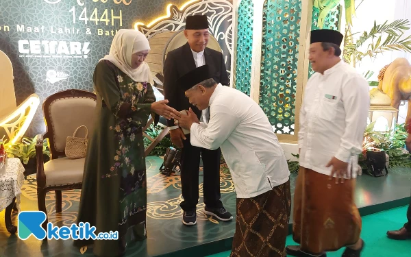 Thumbnail Berita - Penuh Kehangatan, Suasana Halal Bihalal Kwarda Pramuka Jatim Bersama Khofifah