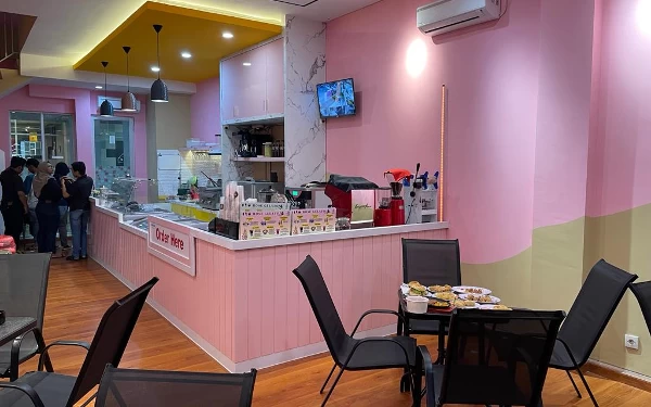 Thumbnail Berita - Ayo Serbu! Rose Gelato Ice Cream and Cafe Resmi Buka di Jember