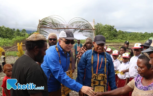 Thumbnail Berita - Cerita Freddy Thie Kunjungi Kampung Paling Terpencil di Kaimana