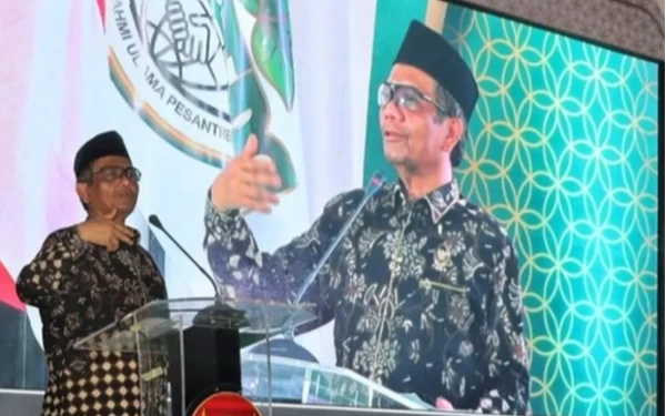 Mahfud MD Minta Polisi Periksa Denny Indrayana yang Bocorkan Rahasia Negara