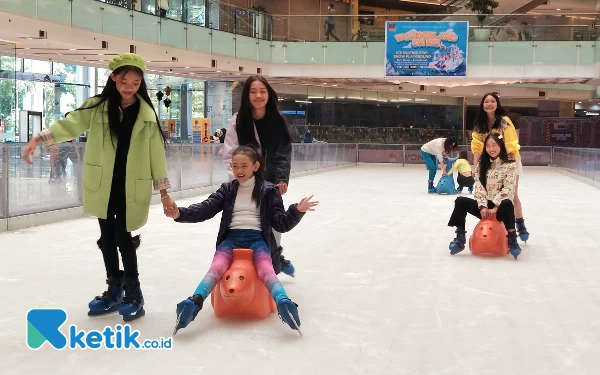 Serunya Bermain Ice di Wonderland On Ice