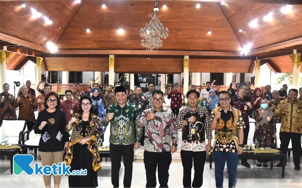 Thumbnail Kemendagri Puji Keberhasilan Pemkab Sidoarjo, tapi Stunting Jadi Catatan