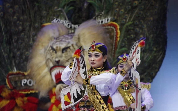 Thumbnail Berita - Semakin Kreatif, Festival Reog XXVIII IAIN Ponorogo Sukses Tampilkan Reog Santri, Begini Penjelasannya