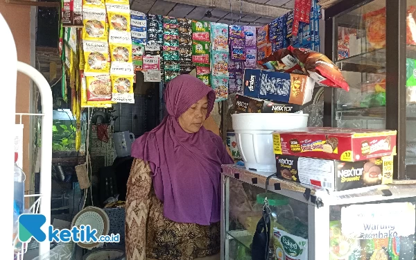 Kisah Yuli, Pakai Pinjaman Pribadi Demi Benahi Kampung Putih