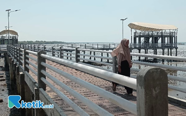 Thumbnail Pantai Bentar Sepi Pengunjung, Kian Terancam dengan Segera Beroperasinya Tol Probowangi