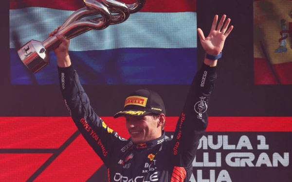 Thumbnail Berita - Verstappen Kampiun Lagi di GP Italia, Cetak Rekor 10 Kemenangan Beruntun F1