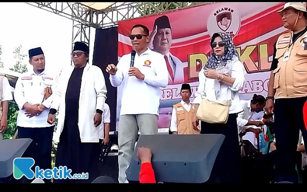 Thumbnail Ratusan Massa  Hadiri Deklarasi Relawan 08 Prabowo Presiden 2024