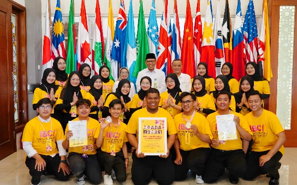 Thumbnail Keren! Paduan Suara Bunga Almamater Unisma Boyong Juara di 3rd International Bandung Choral Festival