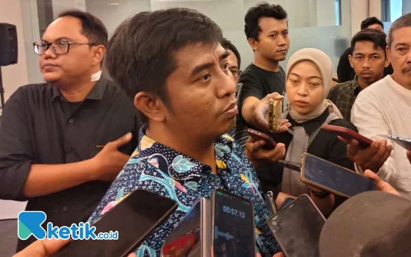 Thumbnail Berita - KPU Surabaya Fasilitasi Parpol Pasang APK di Ratusan Titik