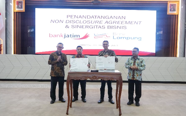 Tindak Lanjuti Kerjasama, Bank Jatim Lakukan Penandatanganan NDA dengan Bank Lampung