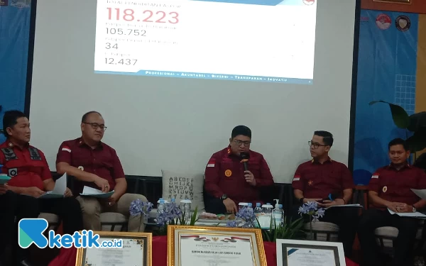 Thumbnail Imigrasi Kelas 1 TPI Tanjung Perak Berhasil Peroleh PNBP Sebesar Rp 54,5 Miliar Sepanjang 2023