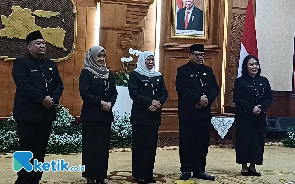 Gubernur Khofifah Lantik Empat Pejabat Eselon II, Isi Posisi Kepala Dinas dan Kepala Rumah Sakit