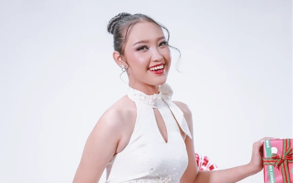 Thumbnail Berita - Abelya Puteri Wedha Sari Siap Mengikuti Grand Final Miss Mega Bintang Jatim 2024