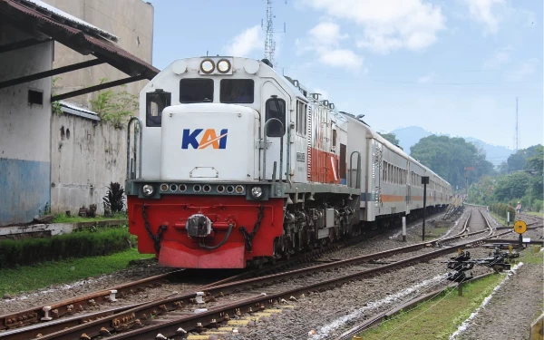 Thumbnail KAI Daop 9 Tambah Kereta Api Relasi Ketapang-Jember pada Akhir Pekan