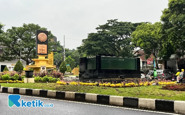 Thumbnail Desain Akuarium Taman Tugu Adipura Kota Malang Berubah, Begini Penjelasan DLH