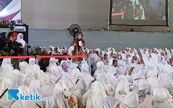 Atikoh dan Putri Pendiri NU Gelar Istighotsah Bareng Ribuan Muslimat, Doakan Ganjar - Mahfud