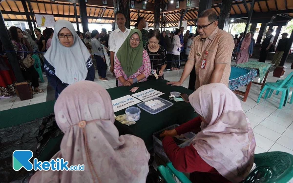 5 Ton Beras Digelontorkan untuk Operasi Pasar di Ngaglik Kota Batu