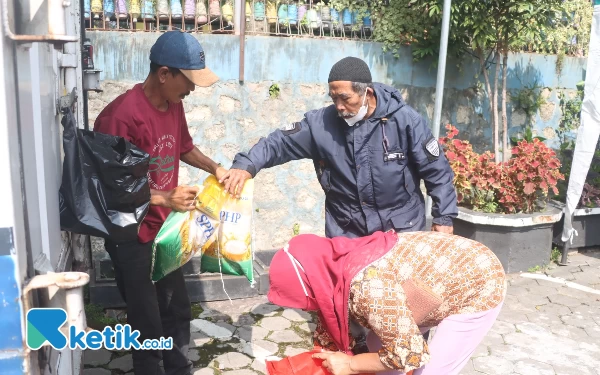 Pemkot Batu Gelontorkan 17 Ton Beras Selama Tiga Hari Operasi Pasar