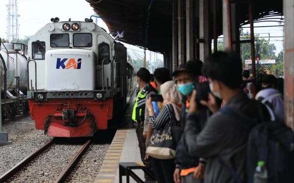 Kahuripan dan Brantas Jadi Kereta Api 'Idola' Mudik Lebaran