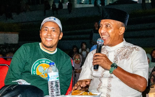 Thumbnail Berita - Malam Puncak Ramadan Carnival Unesa 2024, Ditutup Keseruan Lomba Impersonate Cak Hasan