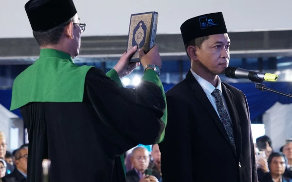 Bambang Pramujati Dilantik Jadi Rektor ITS 2024 - 2029, Ini Harapan M. Nuh