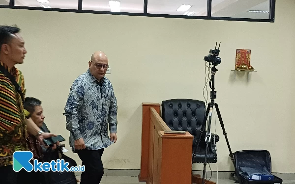 Mantan Kepala Bea Cukai DIY Hadirkan 6 Saksi, Irwan Mussry: Rendhie Pinjam Rp100 Juta