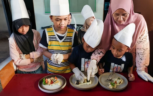 Archipelago International Berbagi Kebahagiaan Bersama Yayasan Peduli Kanker Anak Indonesia Surabaya