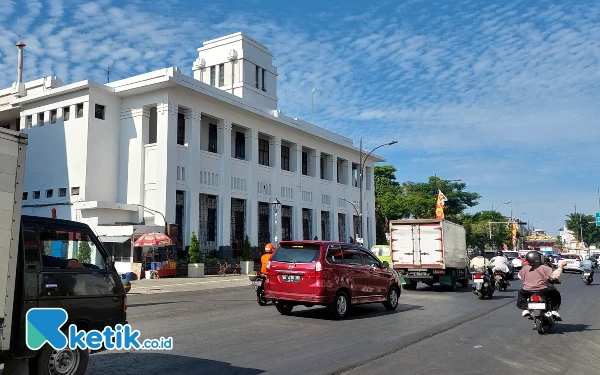 Thumbnail Berita - Tunggu Kedatangan Menkominfo, Peresmian Kota Lama Surabaya Kembali Mundur