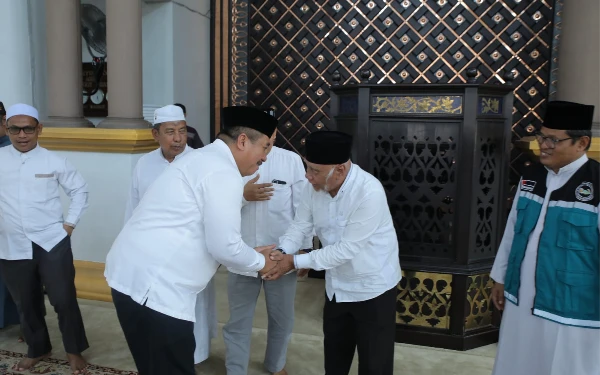 Thumbnail Berita - Buka Praktek Manasik Umrah PT Aulia Perkasa Abadi, Wabup Asahan Berikan Arahan