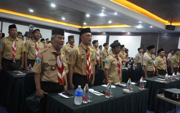 Foto Peserta dari unsur perwakilan Kwarcab se Jatim saat upacara pembukaan.  (dok. Panitia for ketik.co.id)