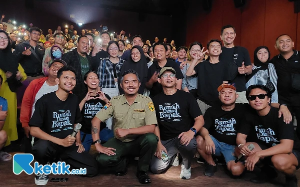 Diangkat dari Kisah Nyata, Film Rumah Dinas Bapak Bentuk Penghormatan Dodit untuk Mendiang Ayah