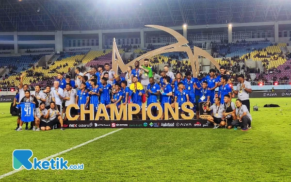 Arema FC Sumbangkan Sebagian Hadiah Piala Presiden untuk Korban Kanjuruhan