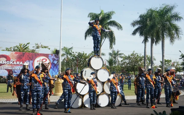 Thumbnail Berita - Marching Band Gita Taruna Angkasa SMAN 3 Madiun Go Internasional