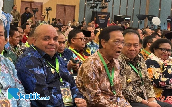 Foto Pejabat Bupati Kabupaten Tambrauw Engelbertus Gabriel Kocu saat menghadiri Universal Health Coverage di Jakarta. (Foto: dok BPJS kesehatan for Ketik.co.id)