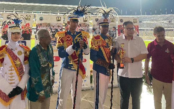 Thumbnail Keren, Marching Band Gita Taruna Angkasa SMAN 3 Madiun Juara  di Malaysia