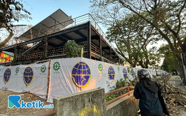 Thumbnail Dishub Kota Malang Lanjutkan Pembangunan Parkir Vertikal Stadion Gajayana