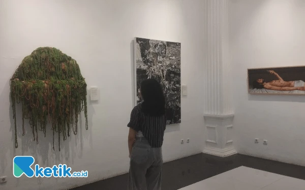 Thumbnail Presentasikan Karakter, Pameran Agustusan Seni Rupa Bertema 'Lepas' Digelar di Kota Batu