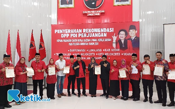 Foto 10 rekom dari PDI Perjuangan untuk Pilkada serentak di Jatim, Kamis, 22 Agustus 2024. (Foto: Khaesar/Ketik.co.id)